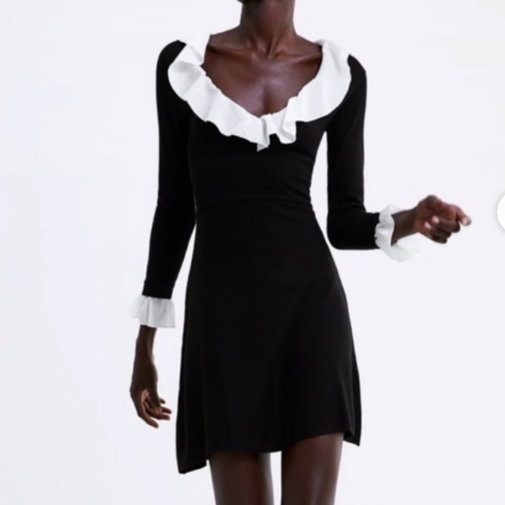 🎉HOST PICK 🎉 Zara black dress with white collar